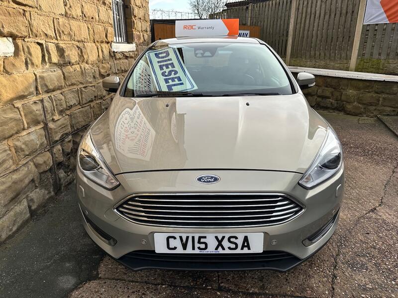 FORD FOCUS