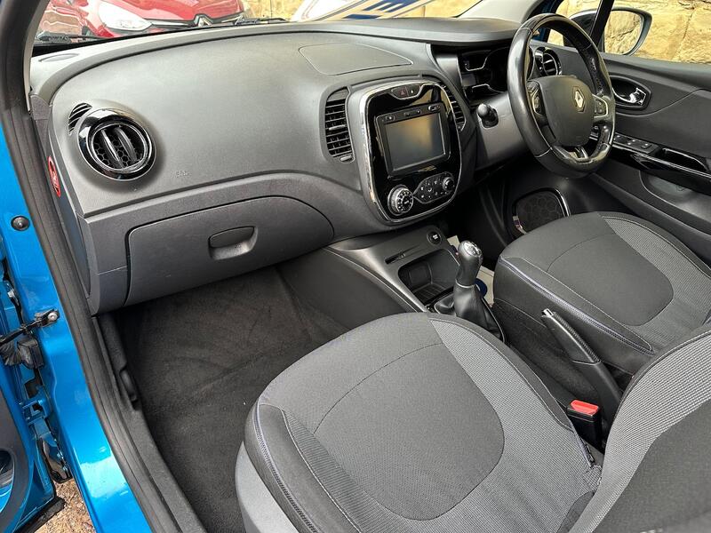RENAULT CAPTUR