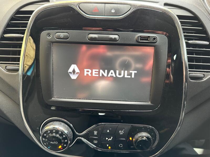 RENAULT CAPTUR