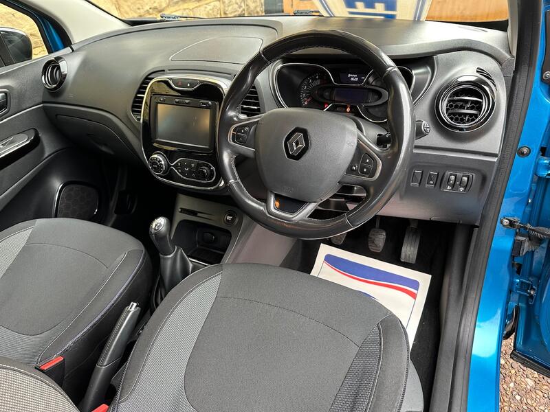 RENAULT CAPTUR