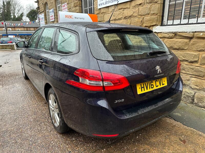 PEUGEOT 308