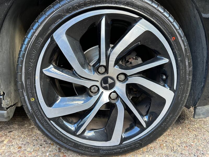 DS AUTOMOBILES DS 3
