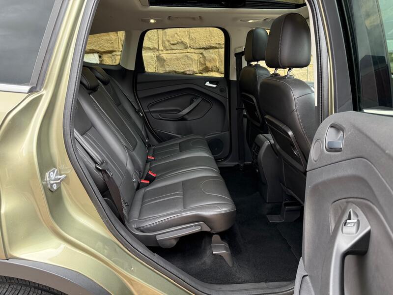 FORD KUGA