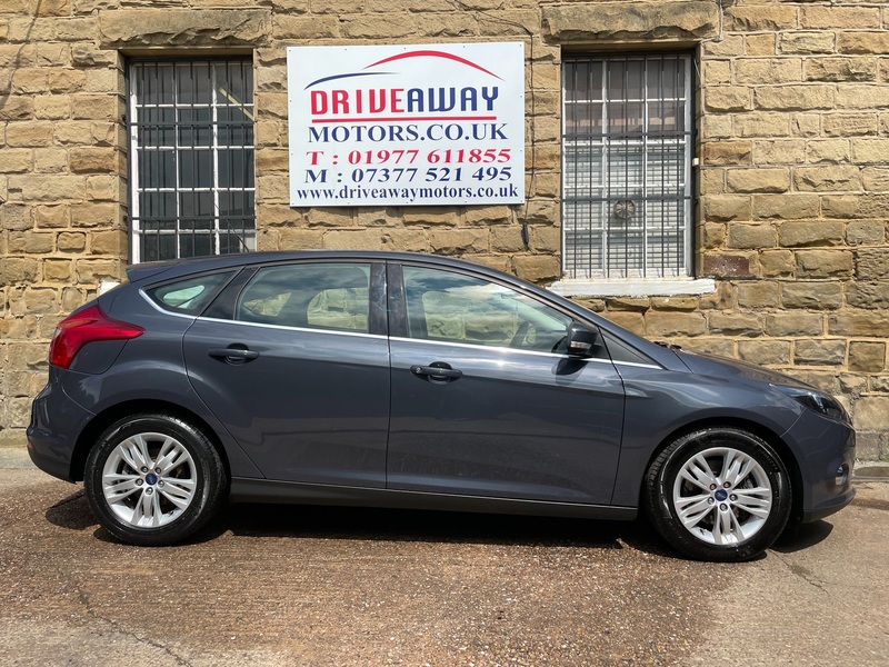 FORD FOCUS
