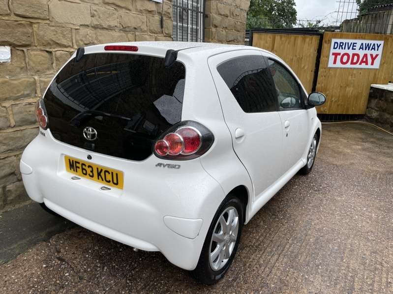 TOYOTA AYGO