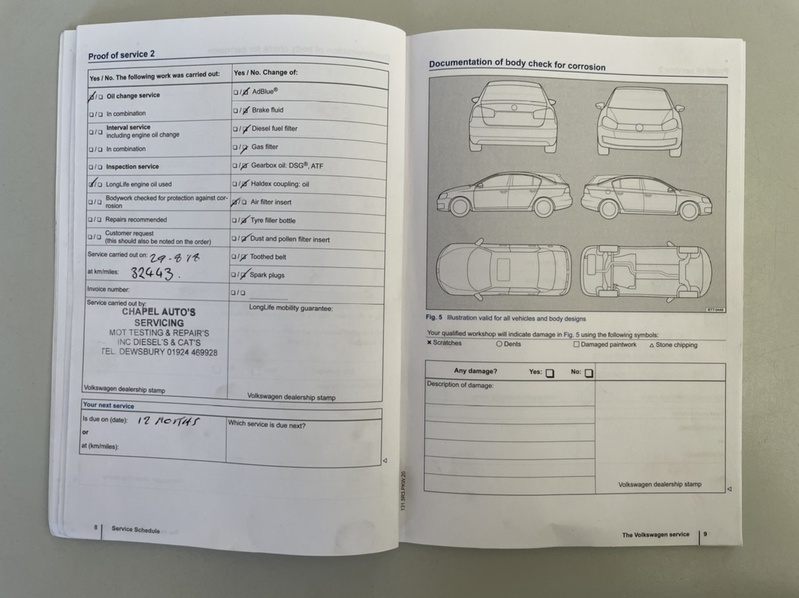 VOLKSWAGEN UP