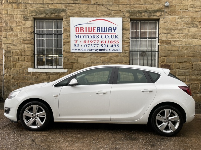 VAUXHALL ASTRA