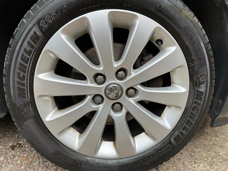 VAUXHALL ASTRA