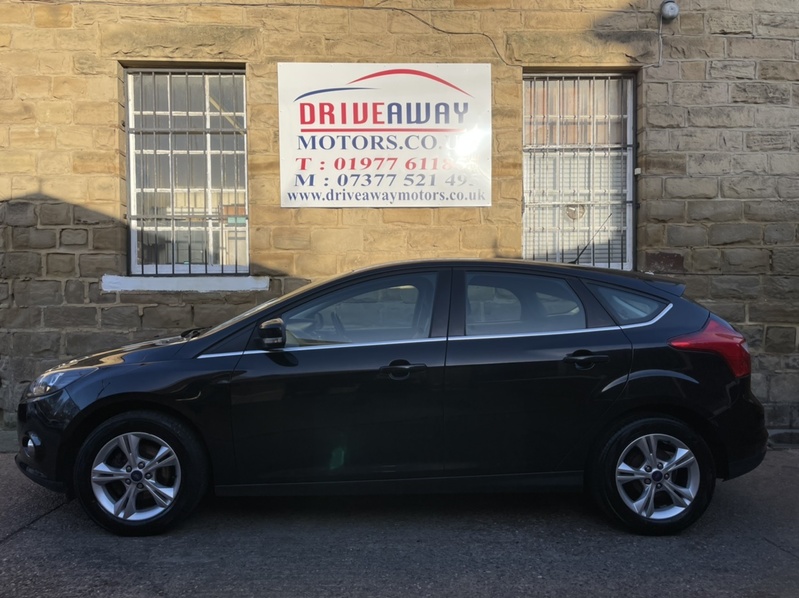 FORD FOCUS