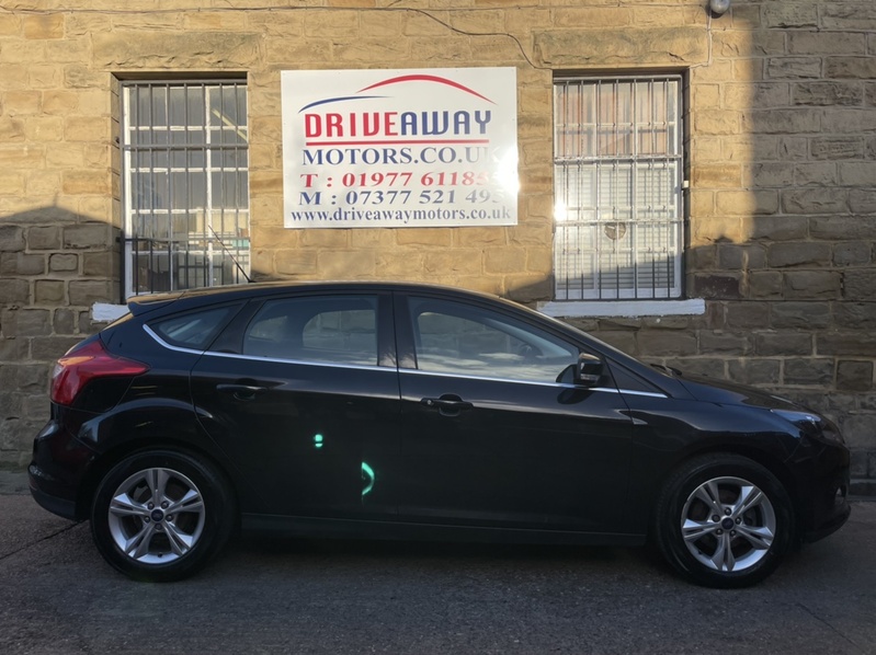 FORD FOCUS