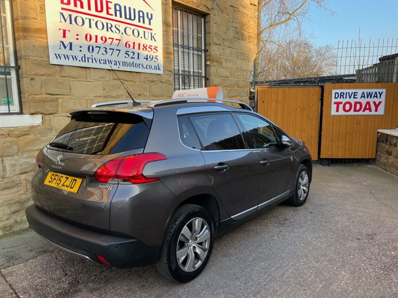 PEUGEOT 2008