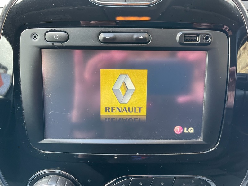 RENAULT CAPTUR