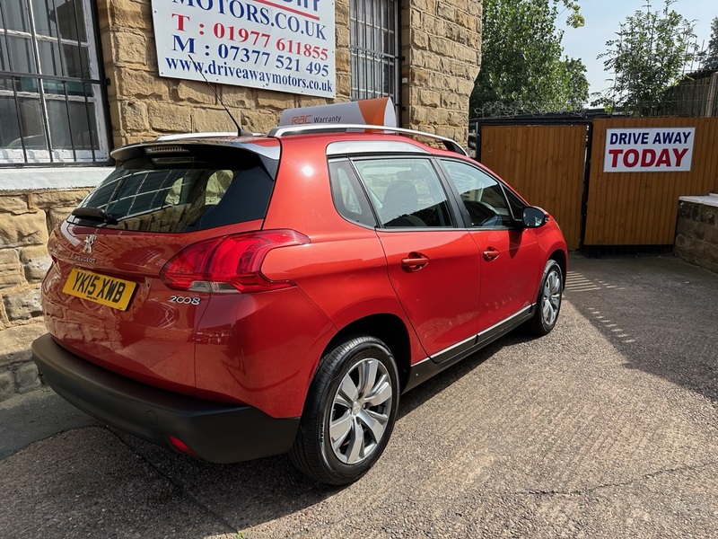 PEUGEOT 2008